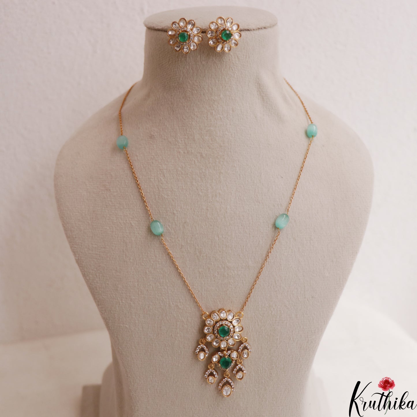 Elegant Floral Motifs Polki Victorian Pendant Chain Set LH2113 (Available In 3 Colors)