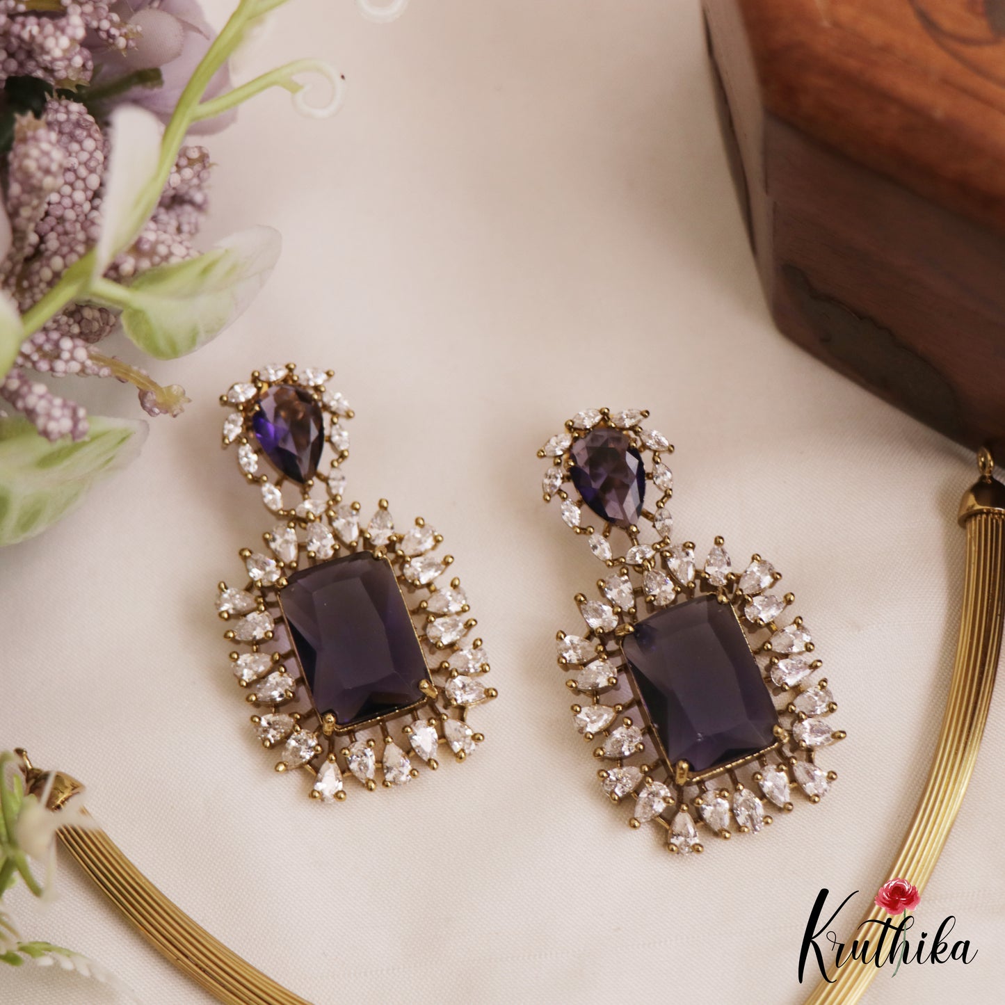 Pretty Sparkling AD Victorian Necklace NC2780 (Available In 3 Colors)