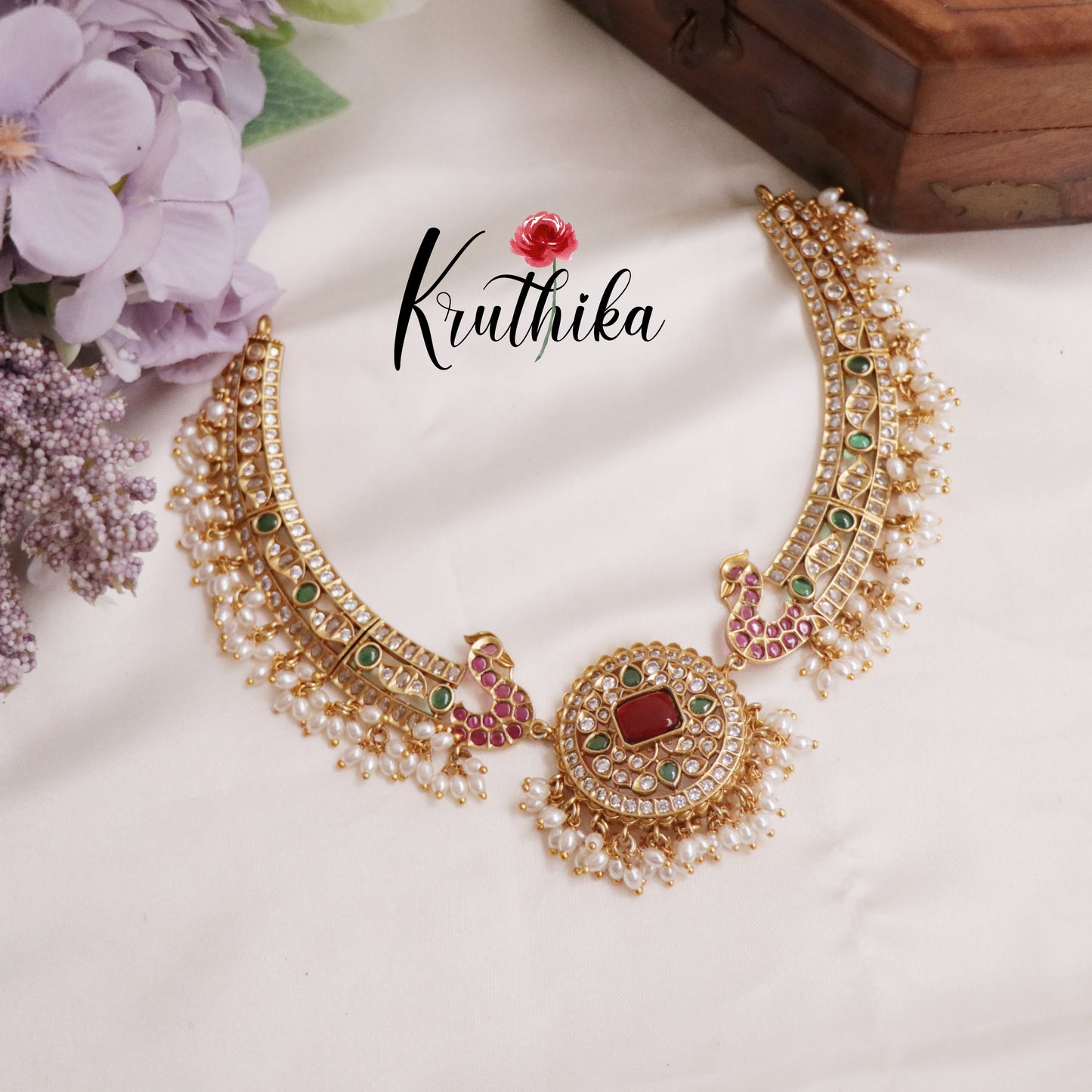 Beautiful AD Victorian Peacock Pearl Choker Set NC2295