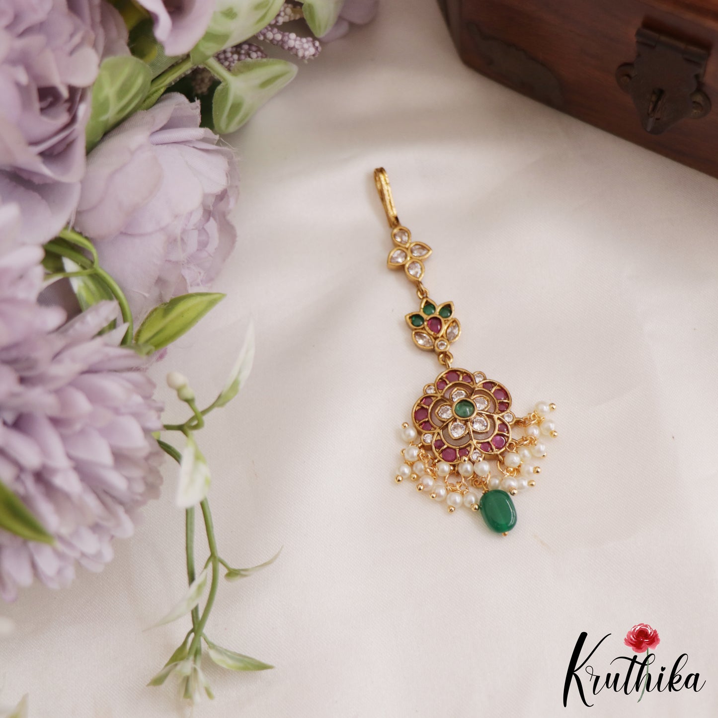 Classic Floral Motifs Jadau Maang Tikka With Bead And Pearl Drops MT343
