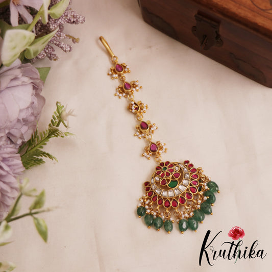 Pretty Floral Teardrop Motifs Jadau Maang Tikka With Green Bead Drops MT386