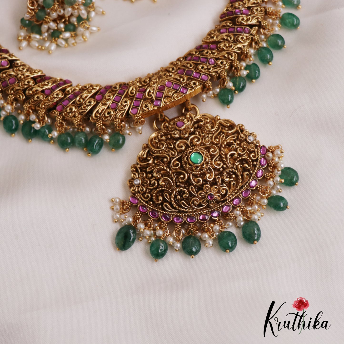Grand Antique Nagas Lakshmi Necklace With Three Interchangeable Pendants And Green Bead Drops NC2730