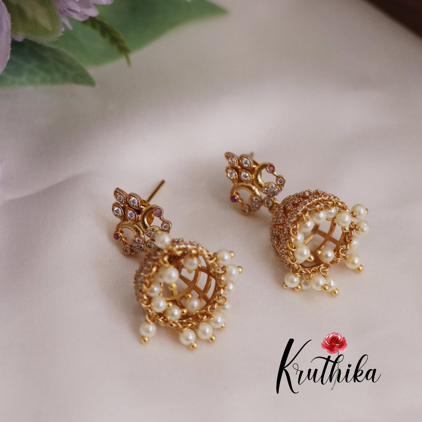 Simple CZ Sparkling Peacock Jhumka E709