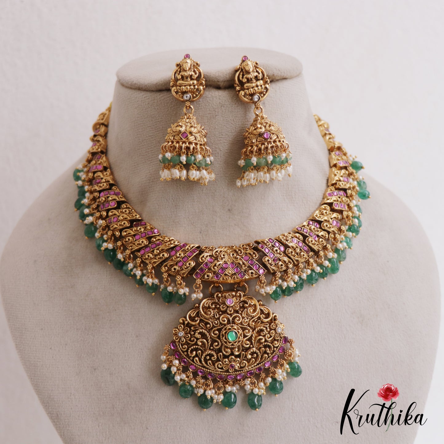 Grand Antique Nagas Lakshmi Necklace With Three Interchangeable Pendants And Green Bead Drops NC2730