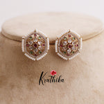 Trendy Hexagonal Kemp Stone Ear Studs with Pearl Border E640
