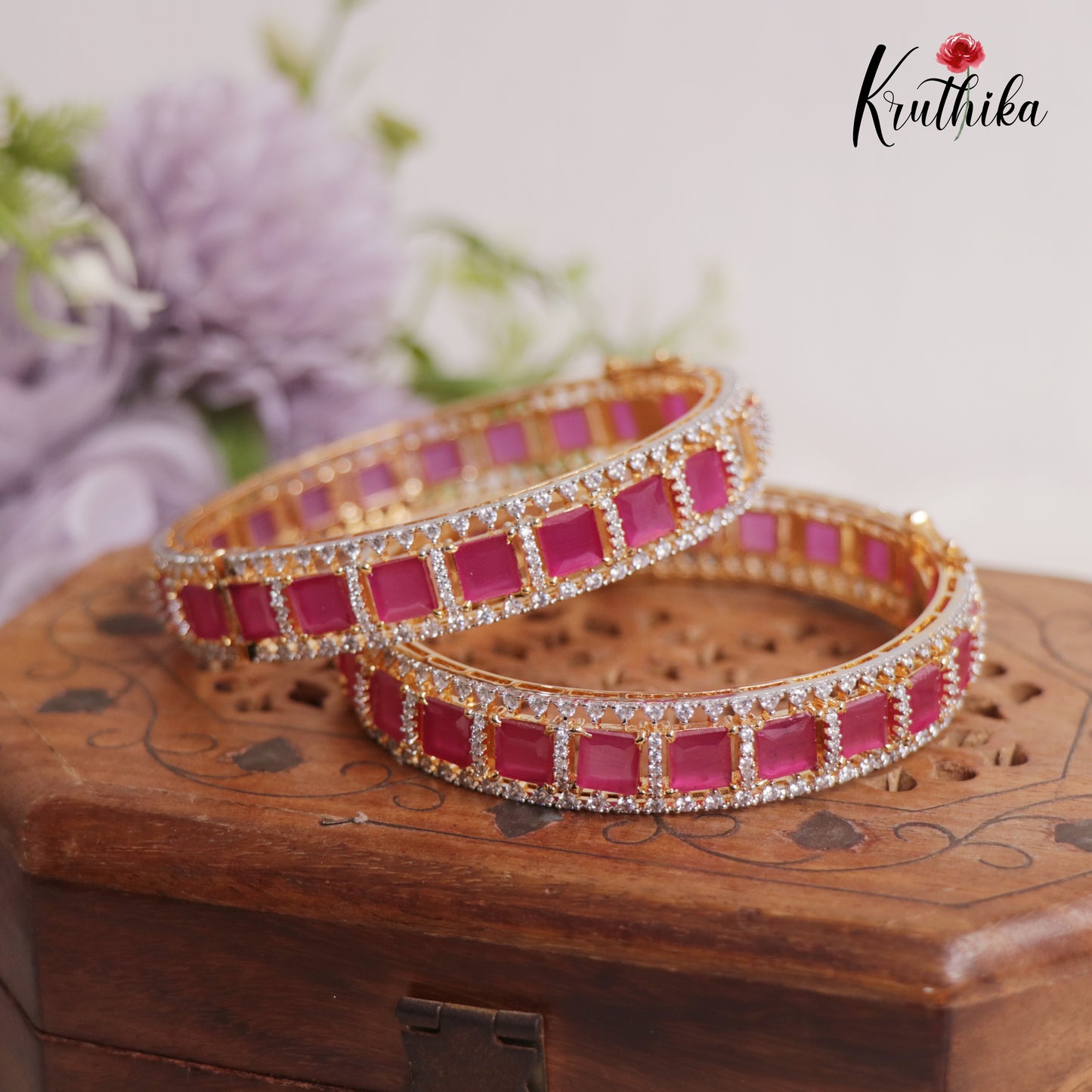 Beautiful Trendy Kemp Stone Bangles Openable B337 (Set Of 2 Bangles)