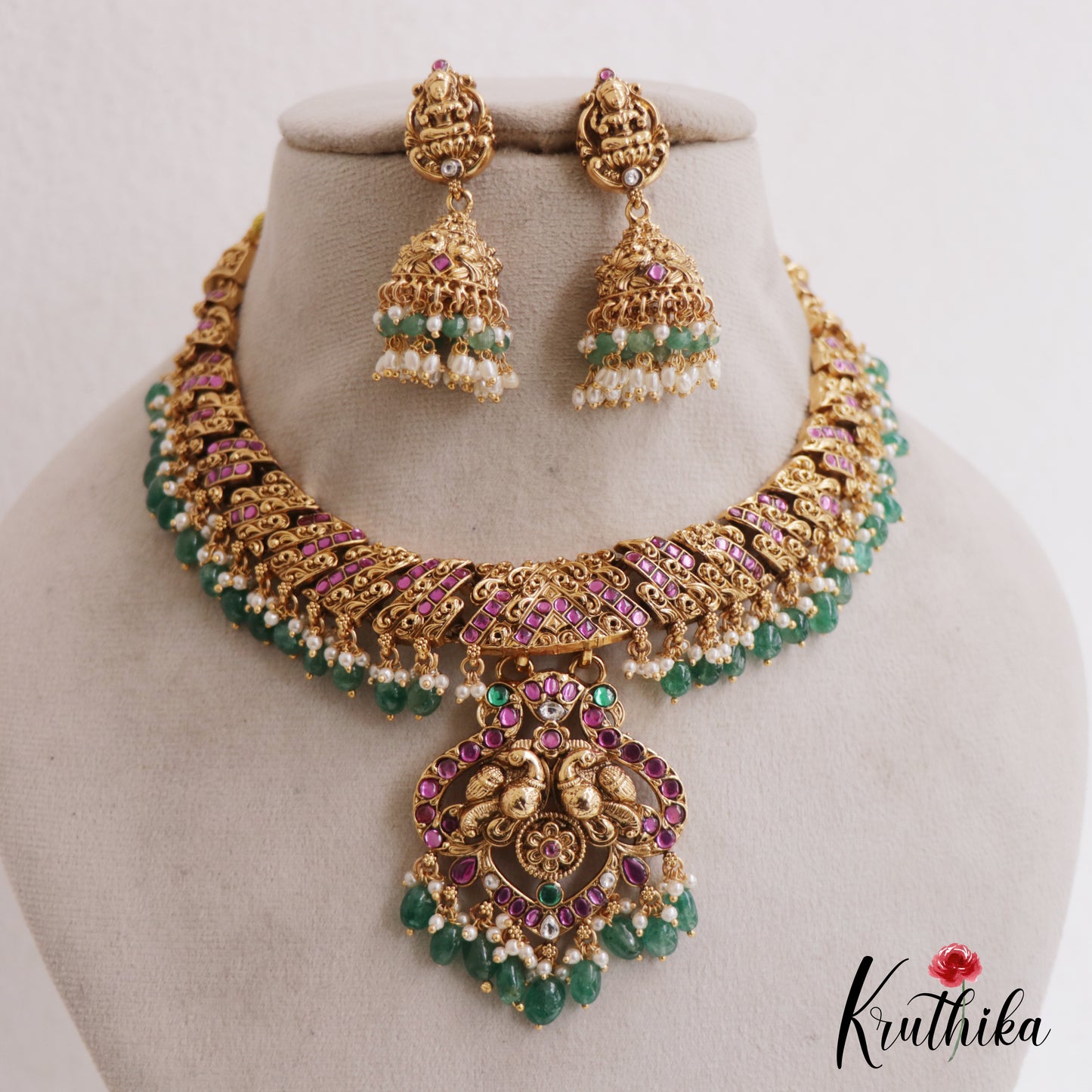 Grand Antique Nagas Lakshmi Necklace With Three Interchangeable Pendants And Green Bead Drops NC2730