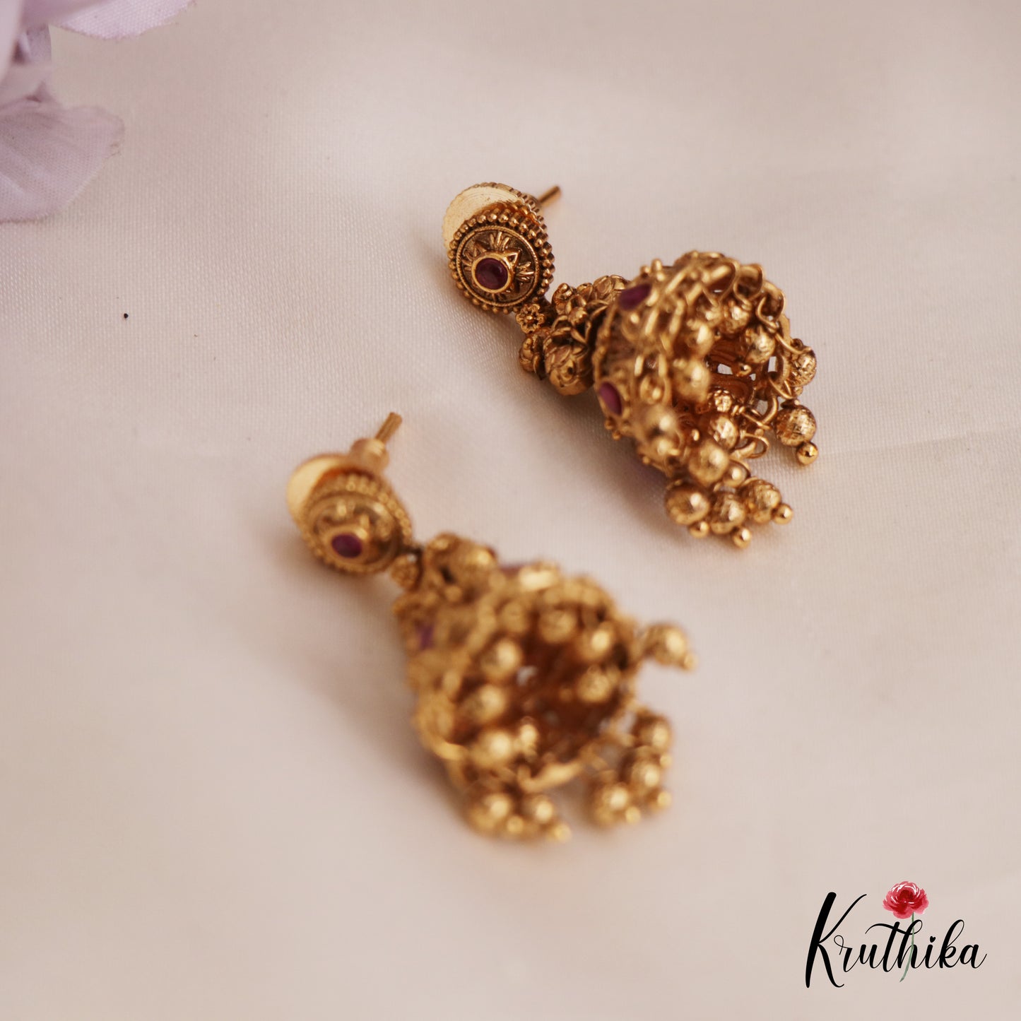 Elegant Antique Peacock Motifs Kemp Jhumka With Golden Bead Drops E984