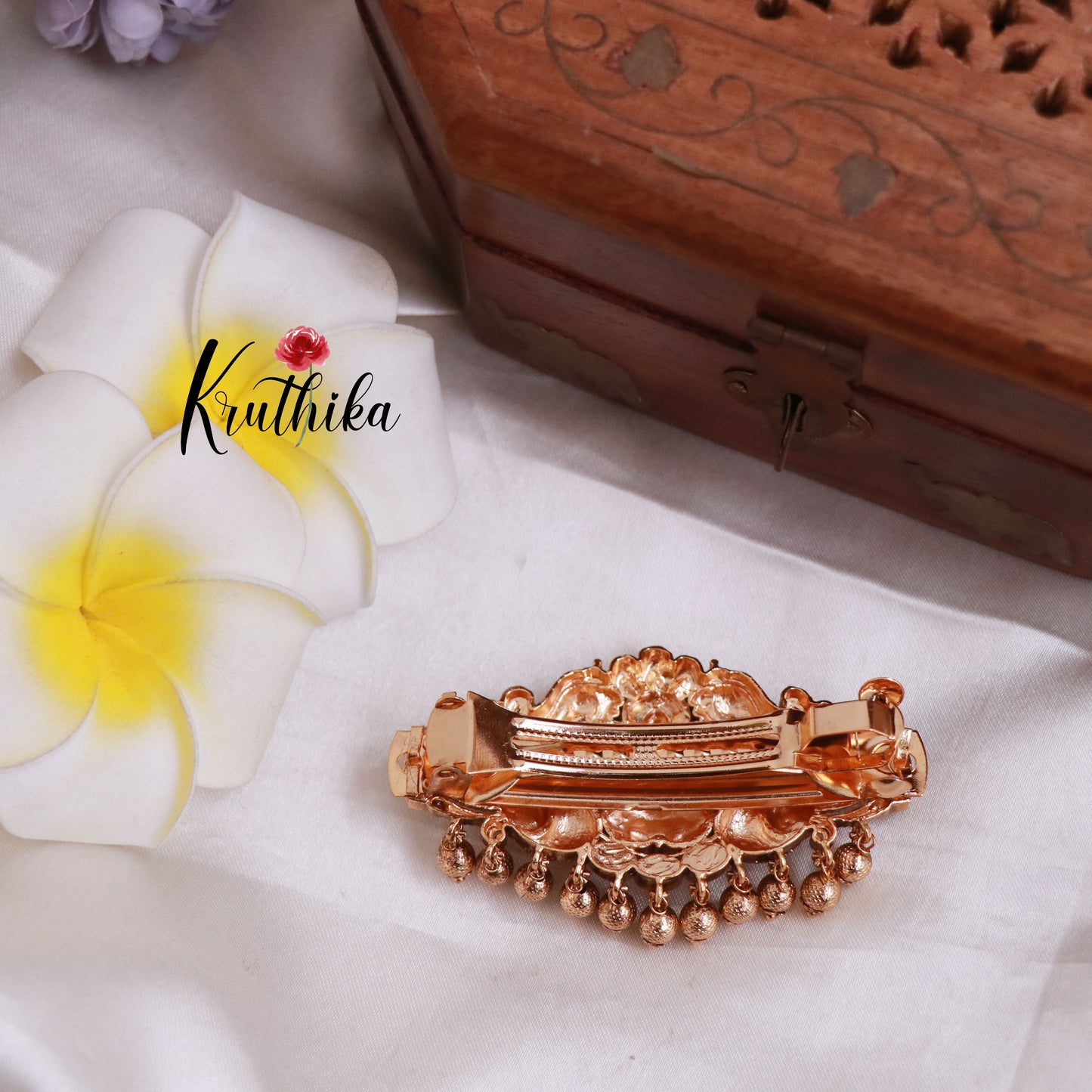 Premium Lakshmi Jadau Hair clip J92 (Two color options)