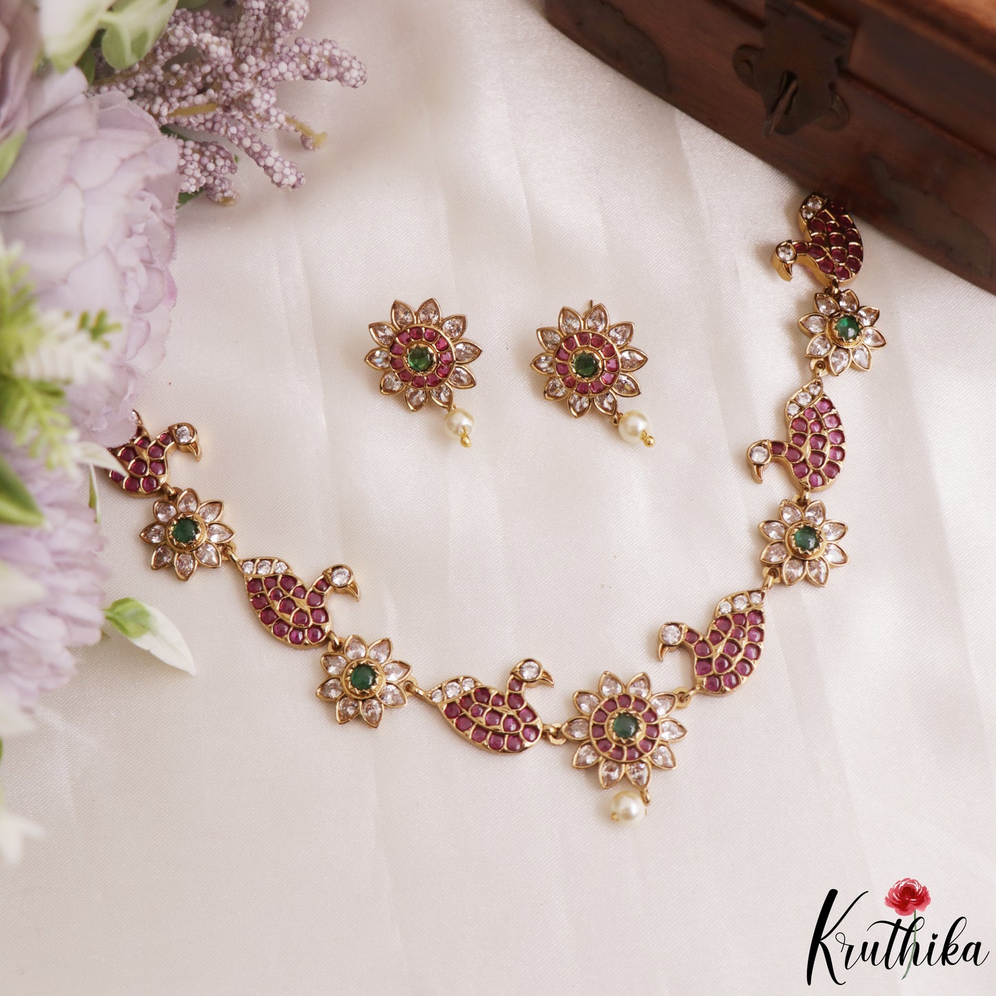 Elegant Peacock Floral Motifs Kemp Necklace With Pearl Drop NC3175