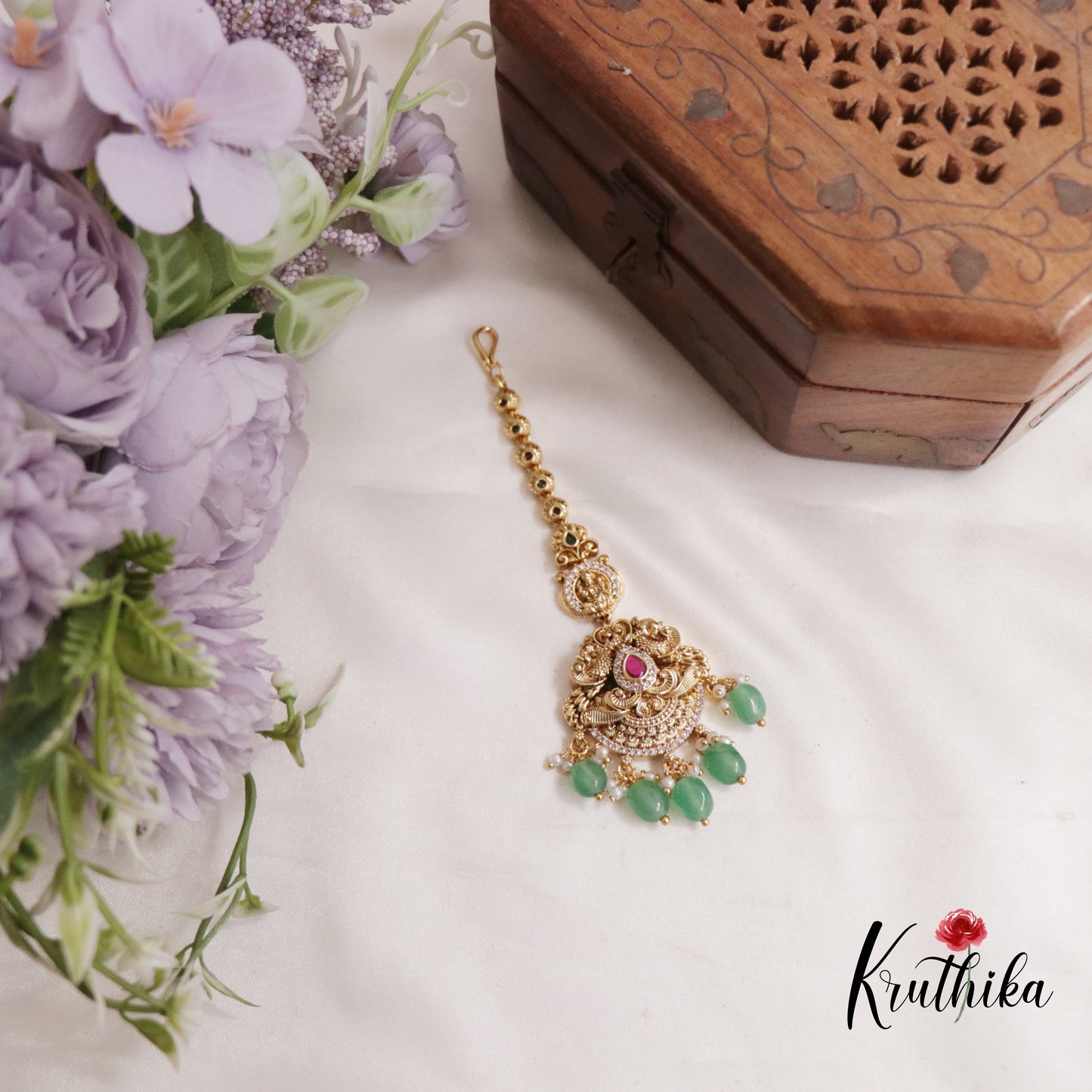 Premium Jadau Antique Teardrop Maang Tikka With Pearl Drops MT296 (Available In 2 Colours)