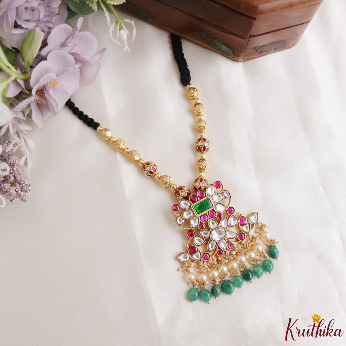 Beautiful Jadau Pendant Black Thread Necklace NC3316