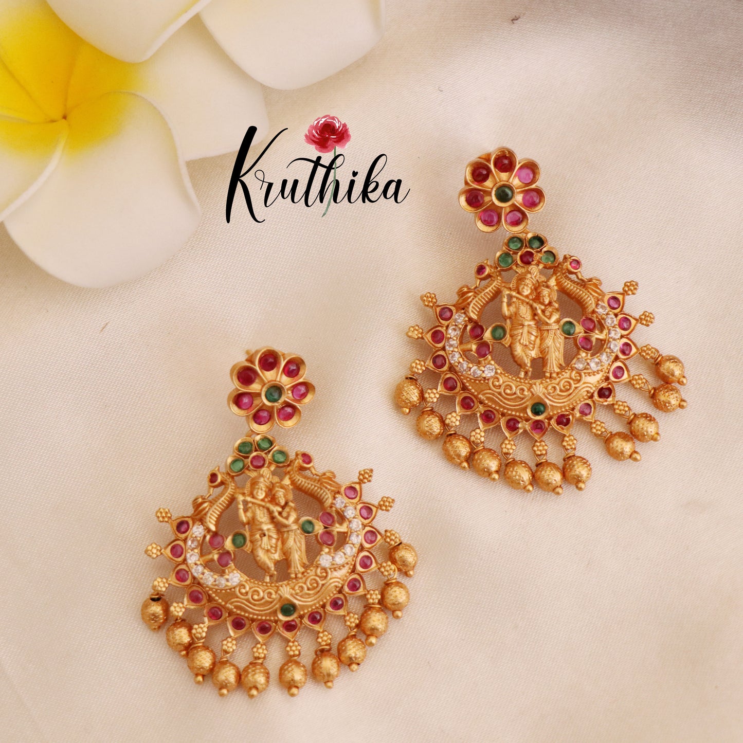 Pretty Krishna Radha krishna chandbalis E67