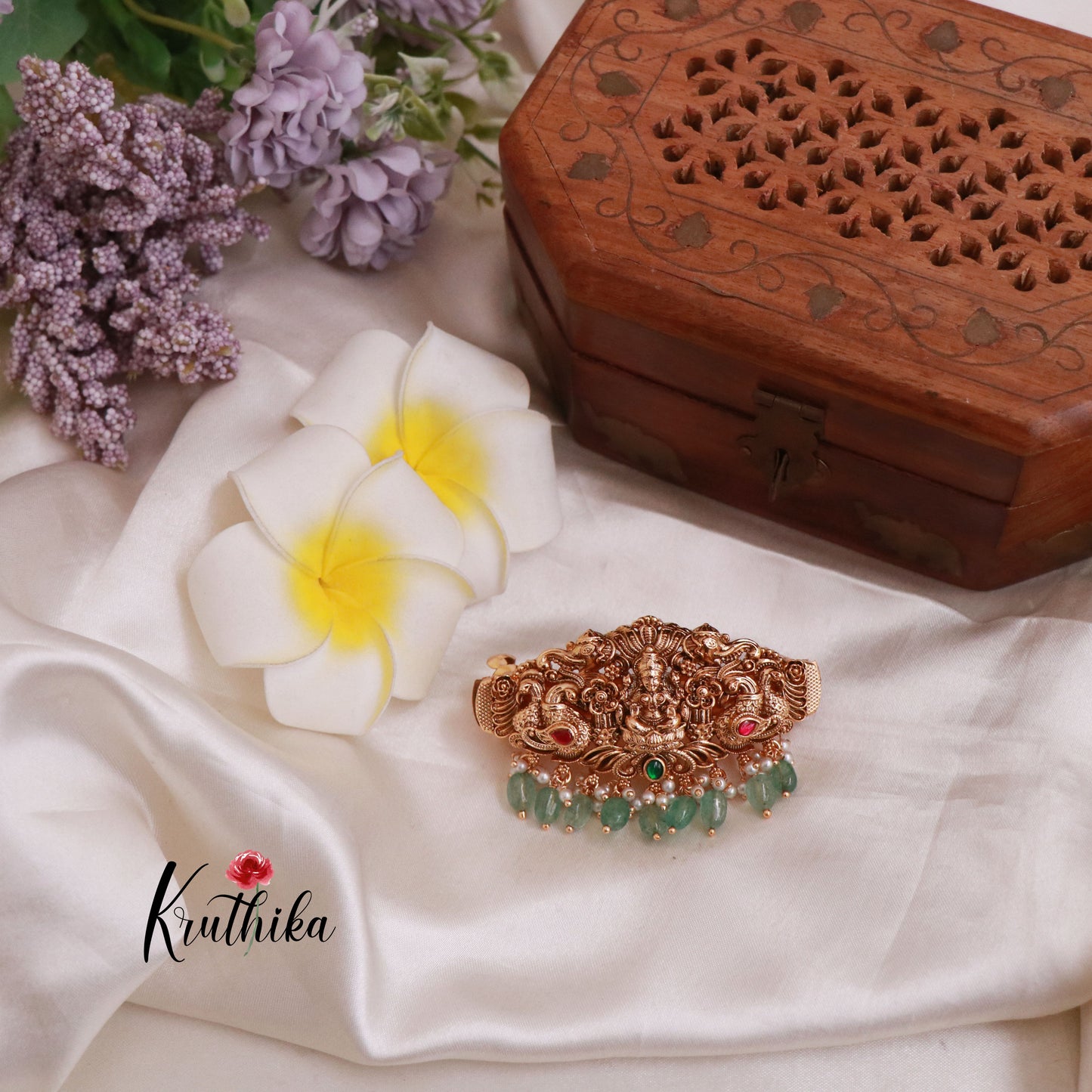 Premium Lakshmi Jadau Hair clip J92 (Two color options)