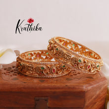 Peacock Bangles B142