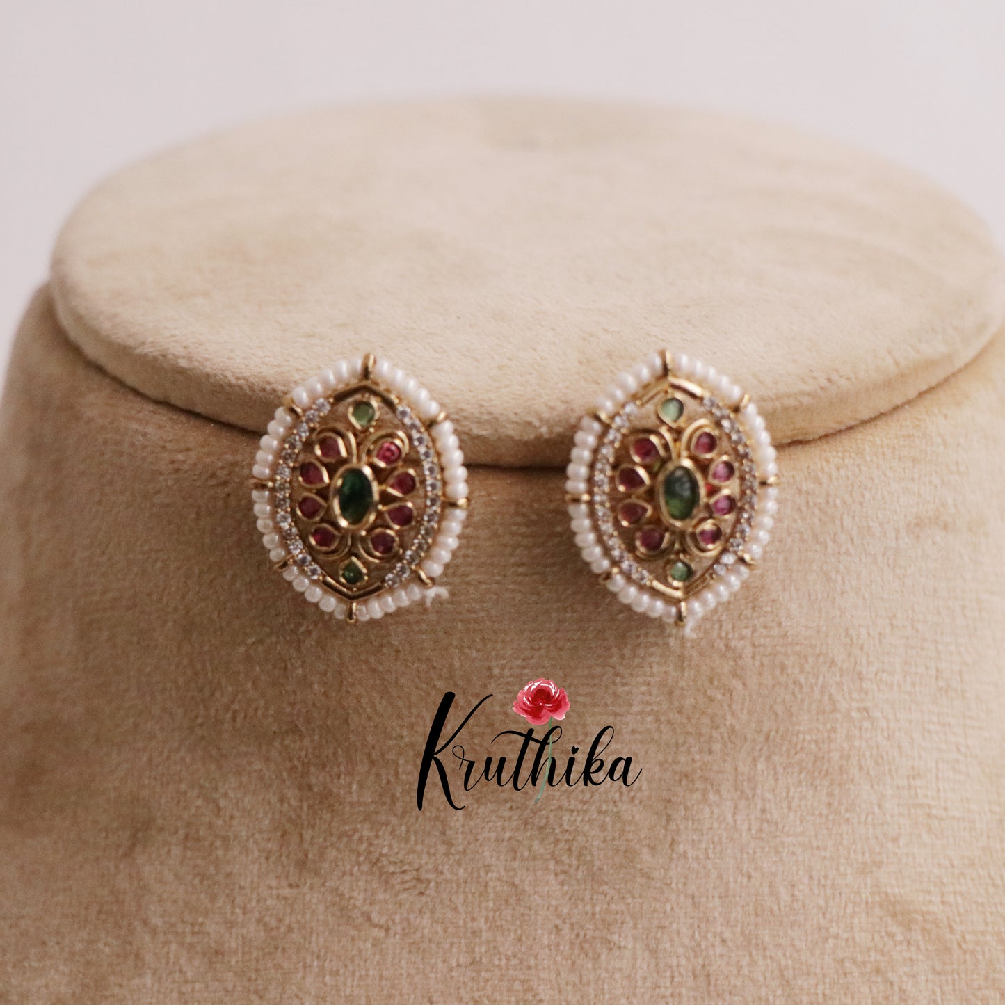 Simple Marquise Kemp Stone Ear Studs E638