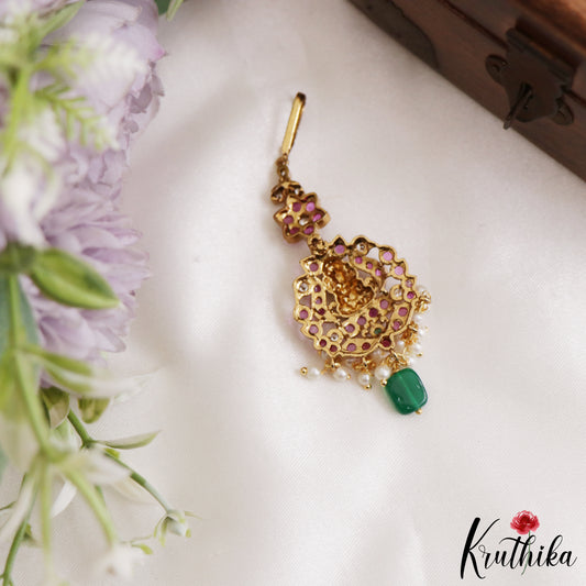 Charming Lakshmi Kemp Maag Tikka MT411