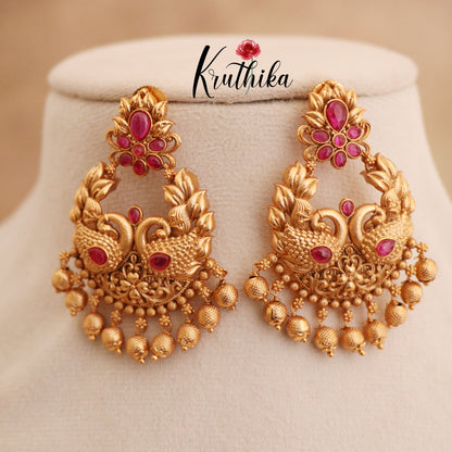 Peacock Kemp golden bead drop earrings E47