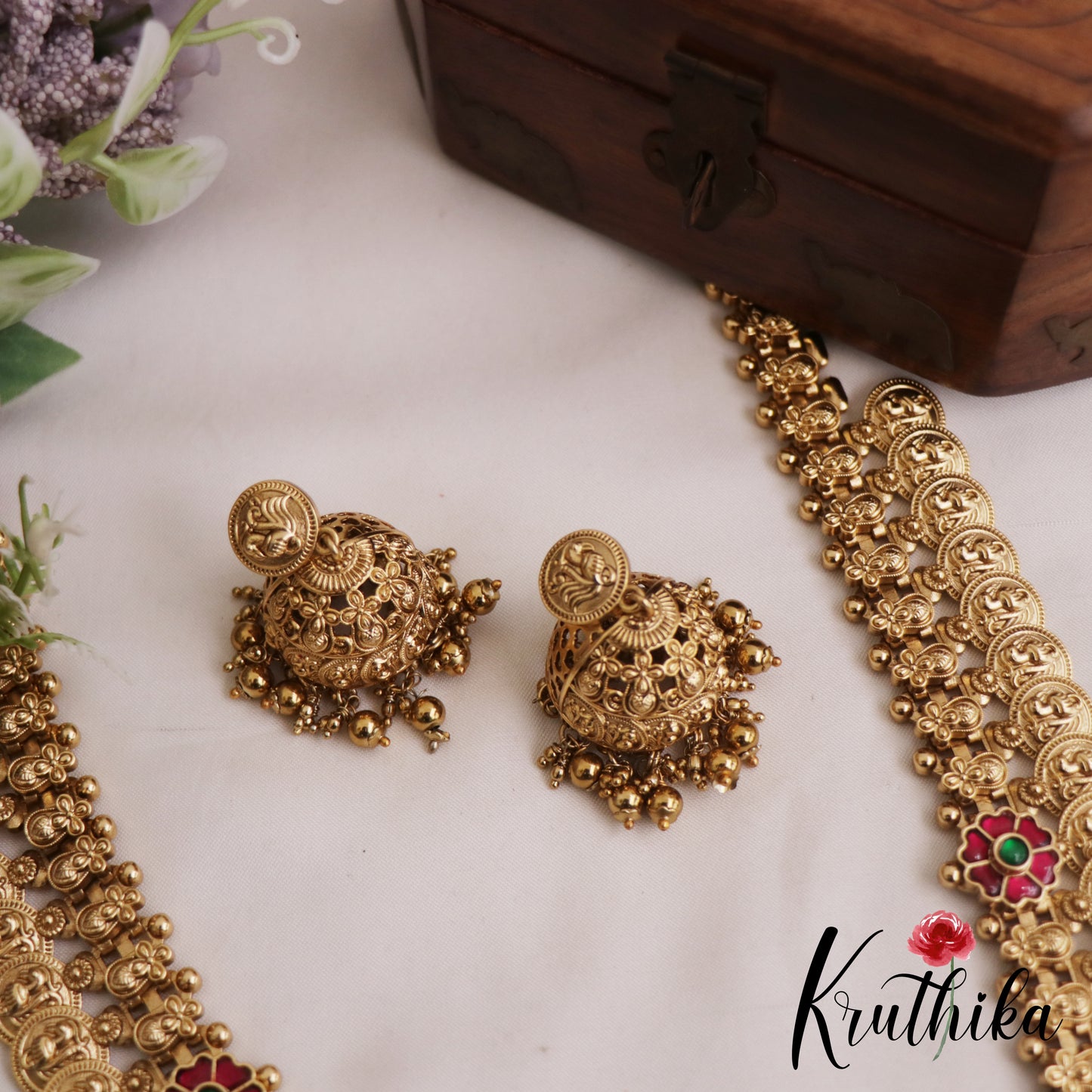 Beautiful Antique Peacock Motifs Kasu Jadau Haaram LH2086 (Available In 2 Colors)