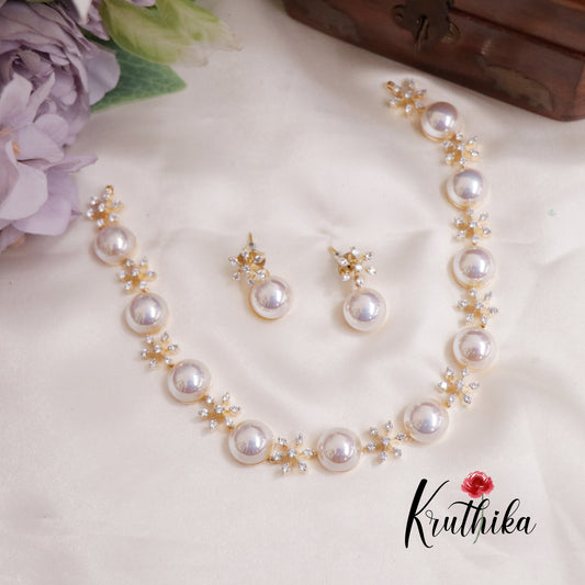 Simple CZ Floral Pearl Necklace NC2268