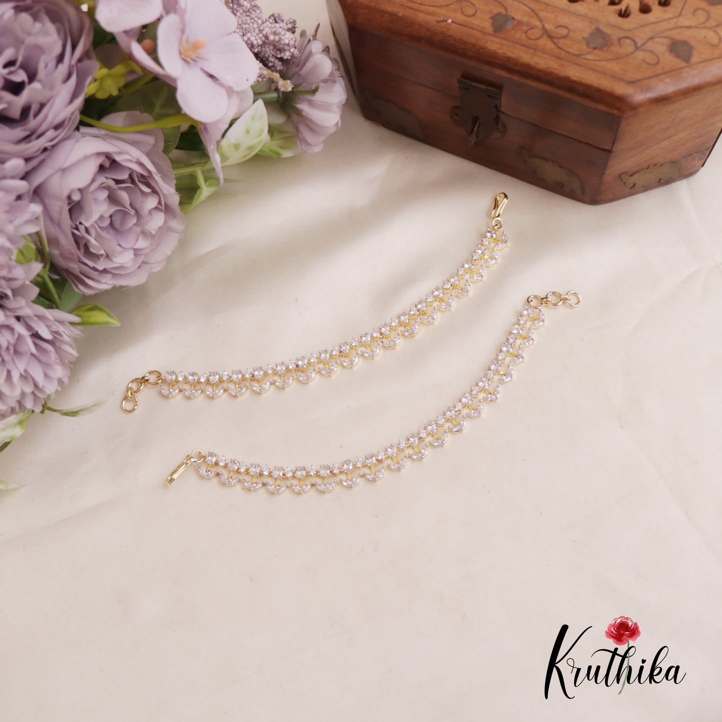 Beautiful Trendy CZ Floral Leaf Motifs Earchains EC172