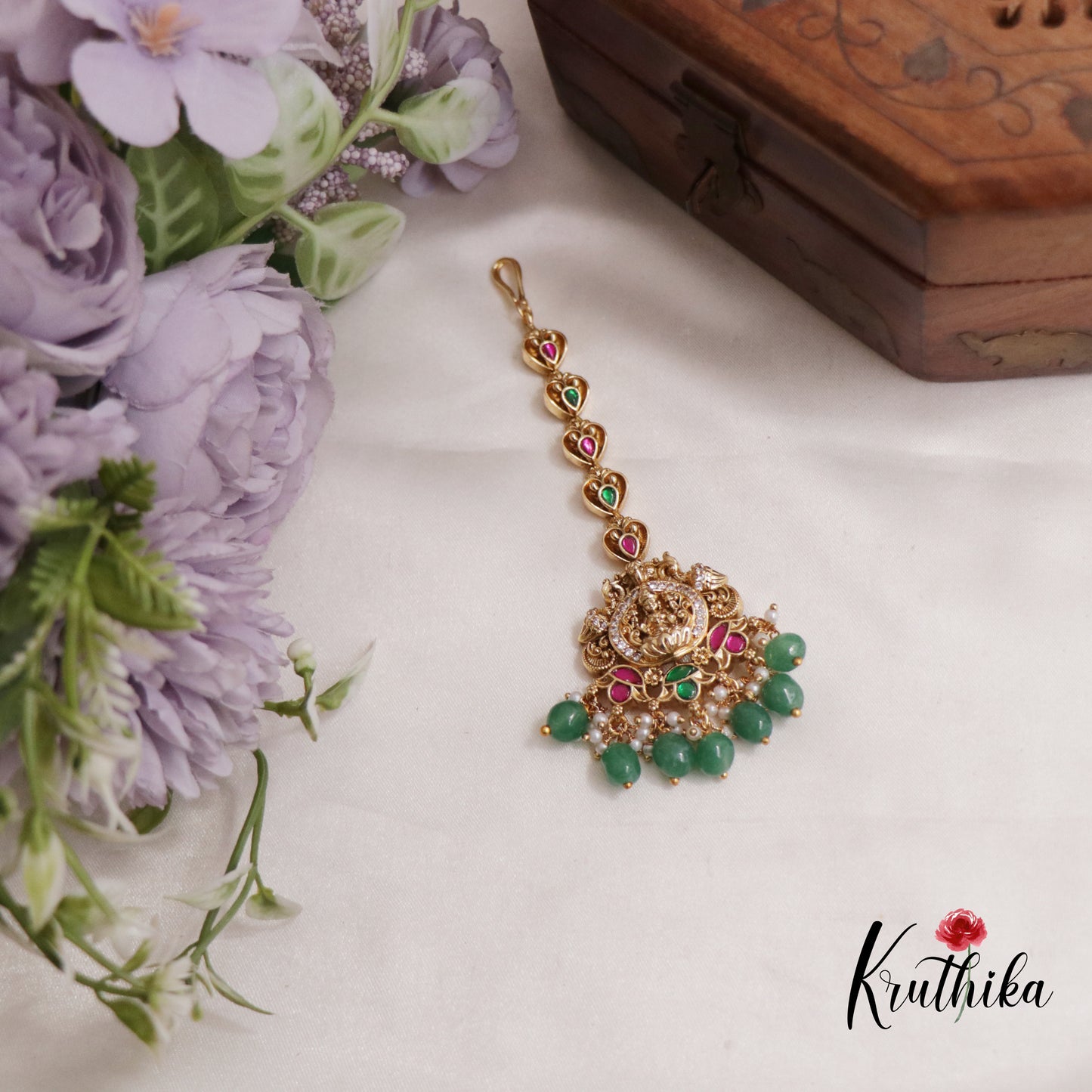 Gorgeous Jadau Antique Lakshmi Maang Tikka With Pearl Drops MT302