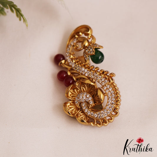 Elegant Gold-Tone Floral Motifs AD Saree Pin SP60