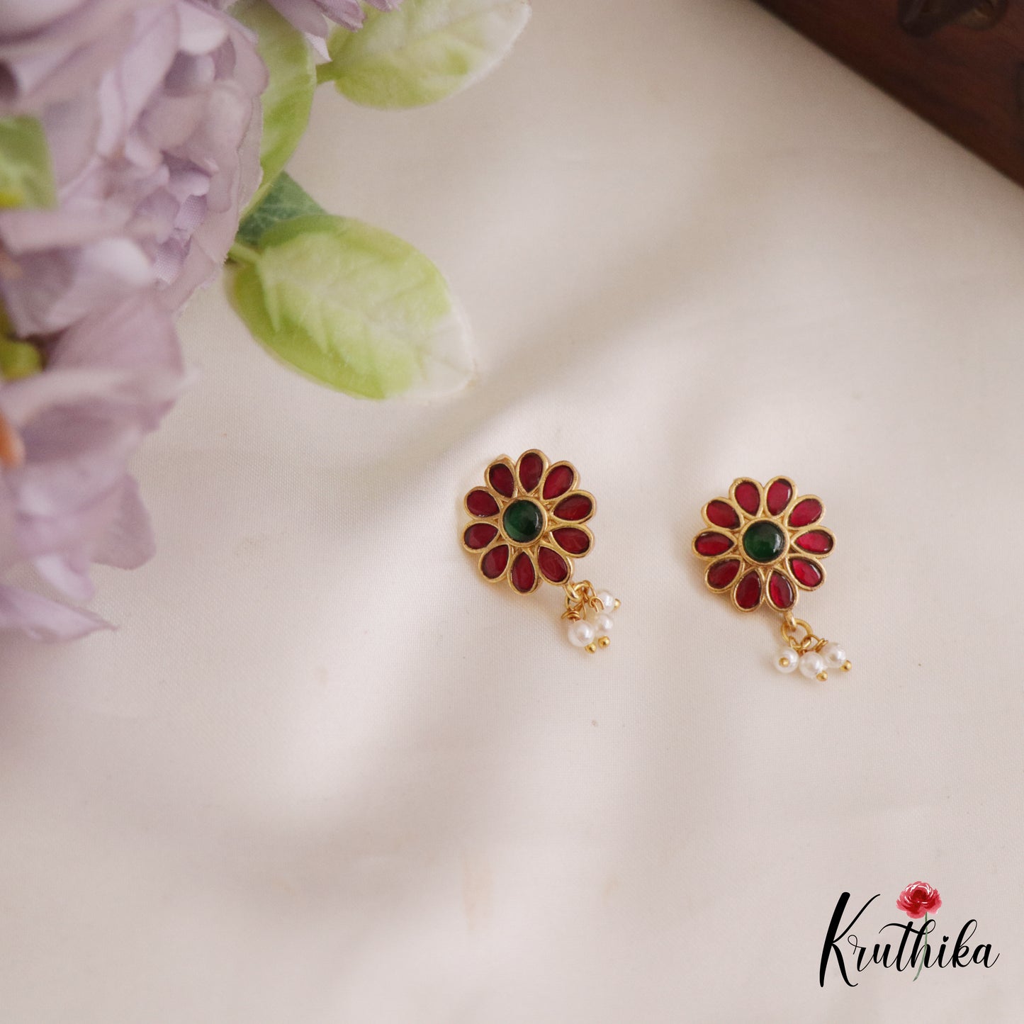 Pretty Kemp Floral Motifs Earcuffs | Upper Earrings | Bugadi Earrings E1028 (Available In 3 Colors)