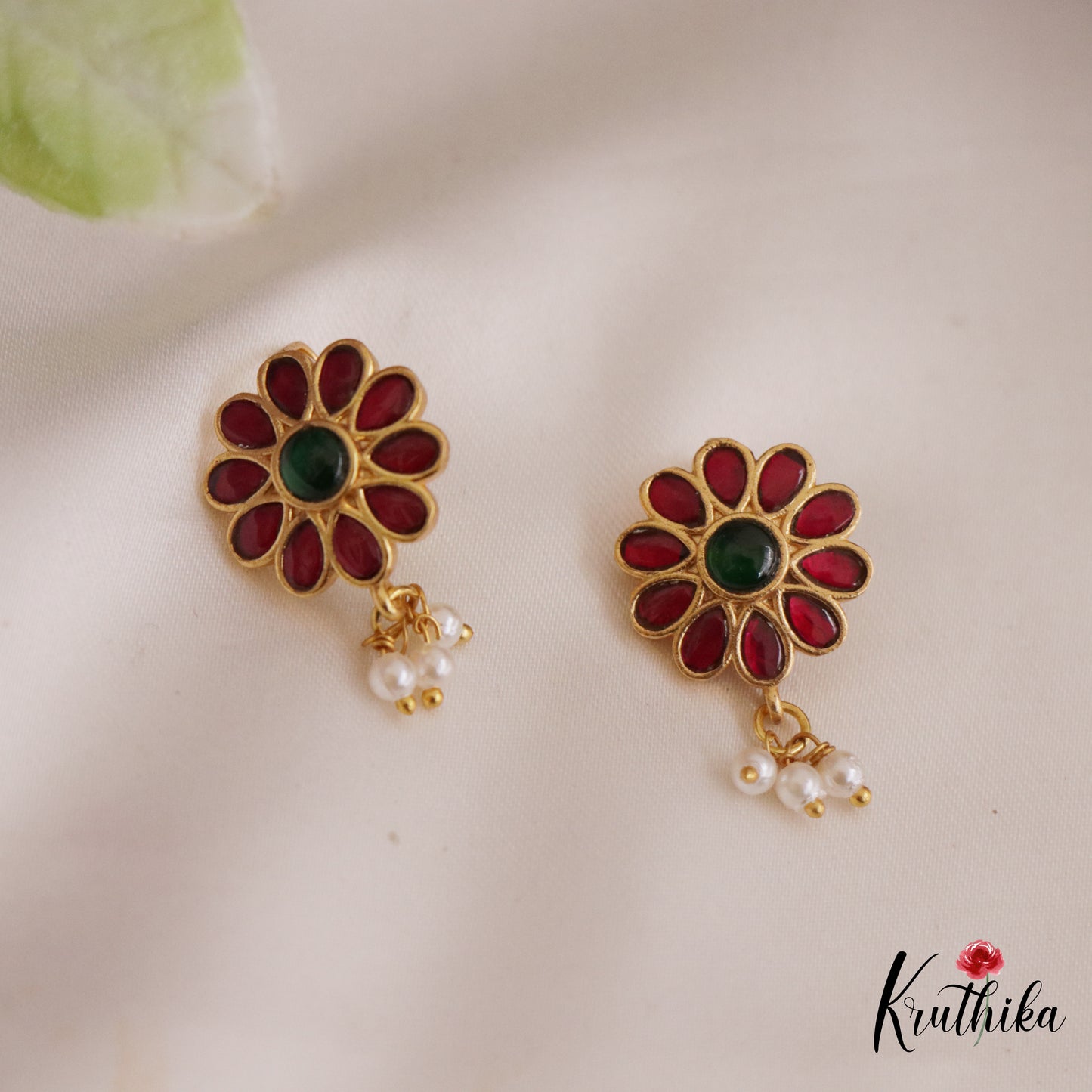 Pretty Kemp Floral Motifs Earcuffs | Upper Earrings | Bugadi Earrings E1028 (Available In 3 Colors)