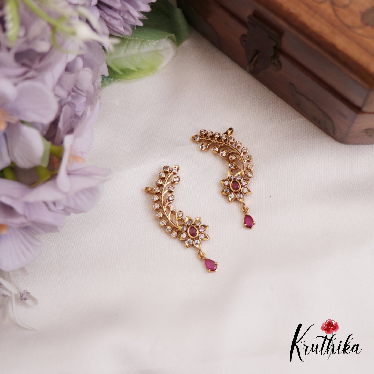 Sparkling Floral Motifs Ear Climbers E910 (Available In 3 Colors)