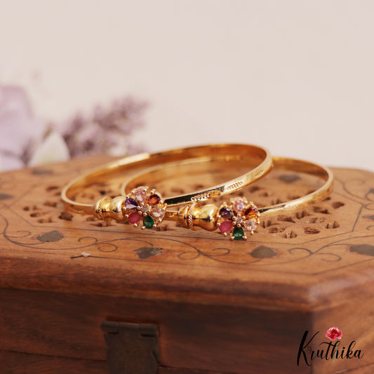 Elegant Gold-Tone Floral Openable Kada B513 (Set Of 2)