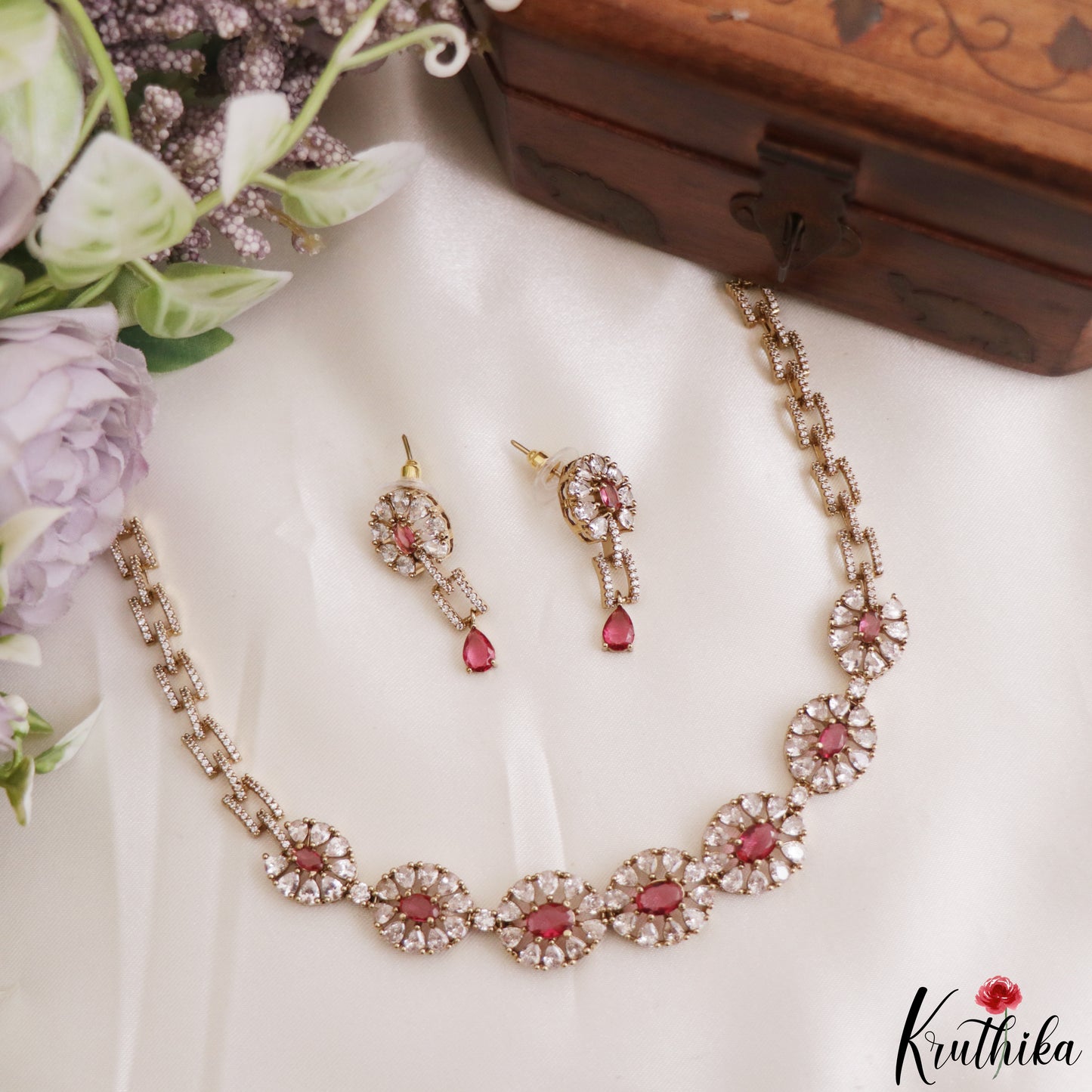 Pretty Floral Motifs CZ Victorian Choker NC3280 (Available In 2 Colors)