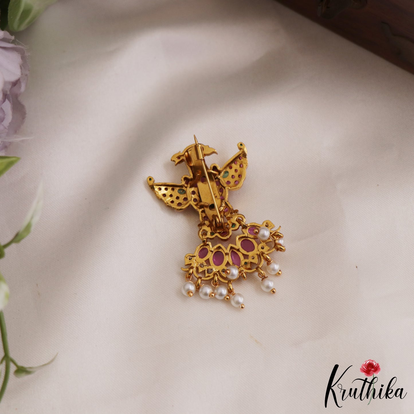 Stunning Peacock Motifs Jadau Saree Pin With Pearl Drops SP40 (Available In 2 Colors)