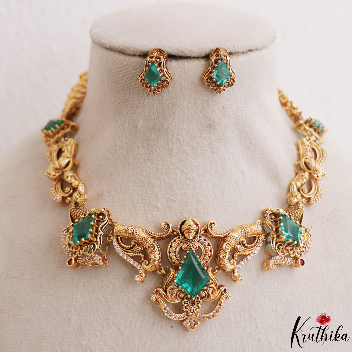 Trendy Antique Lakshmi Peacock Motifs CZ Victorian Necklace NC3272