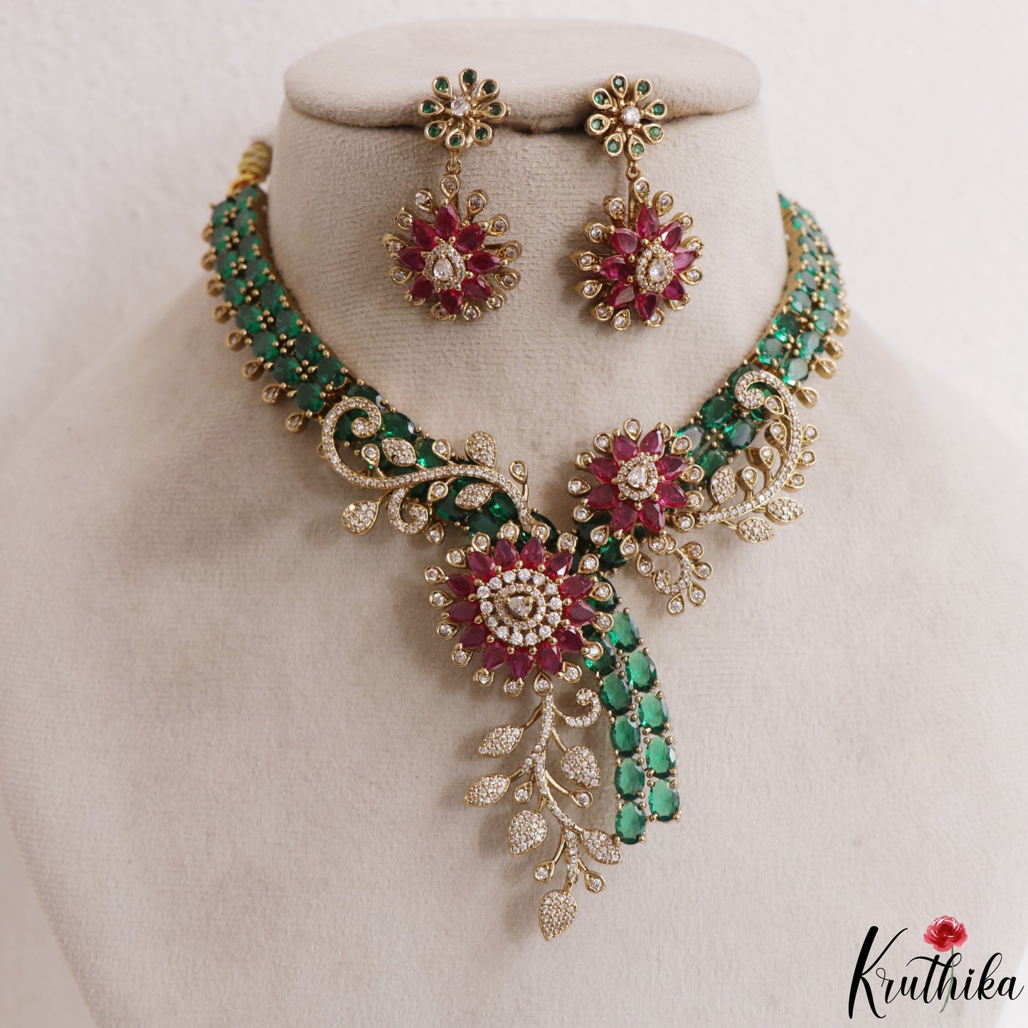 Stunning Floral Leaf Motifs CZ Victorian Choker NC3115