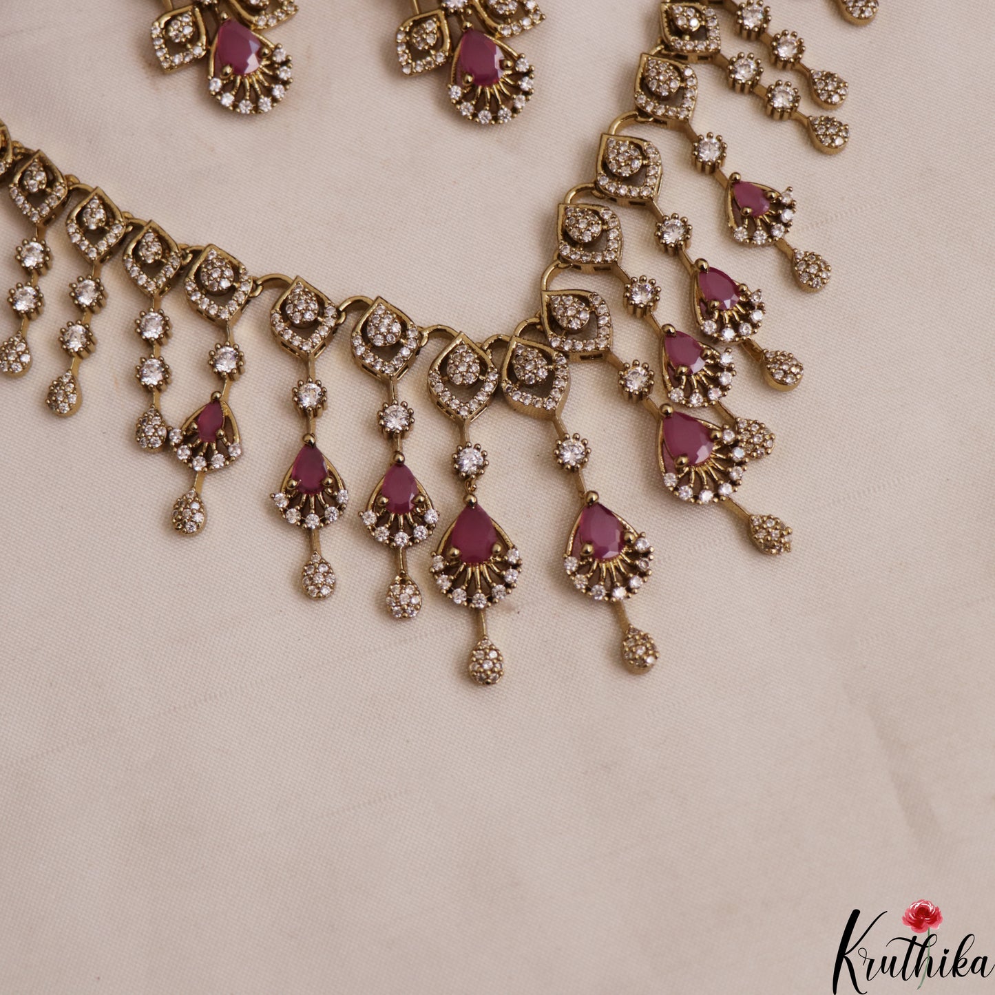 Sparkling Teardrop Motifs Gold-Tone AD Victorian Choker NC3021 (Available In 2 Colors)