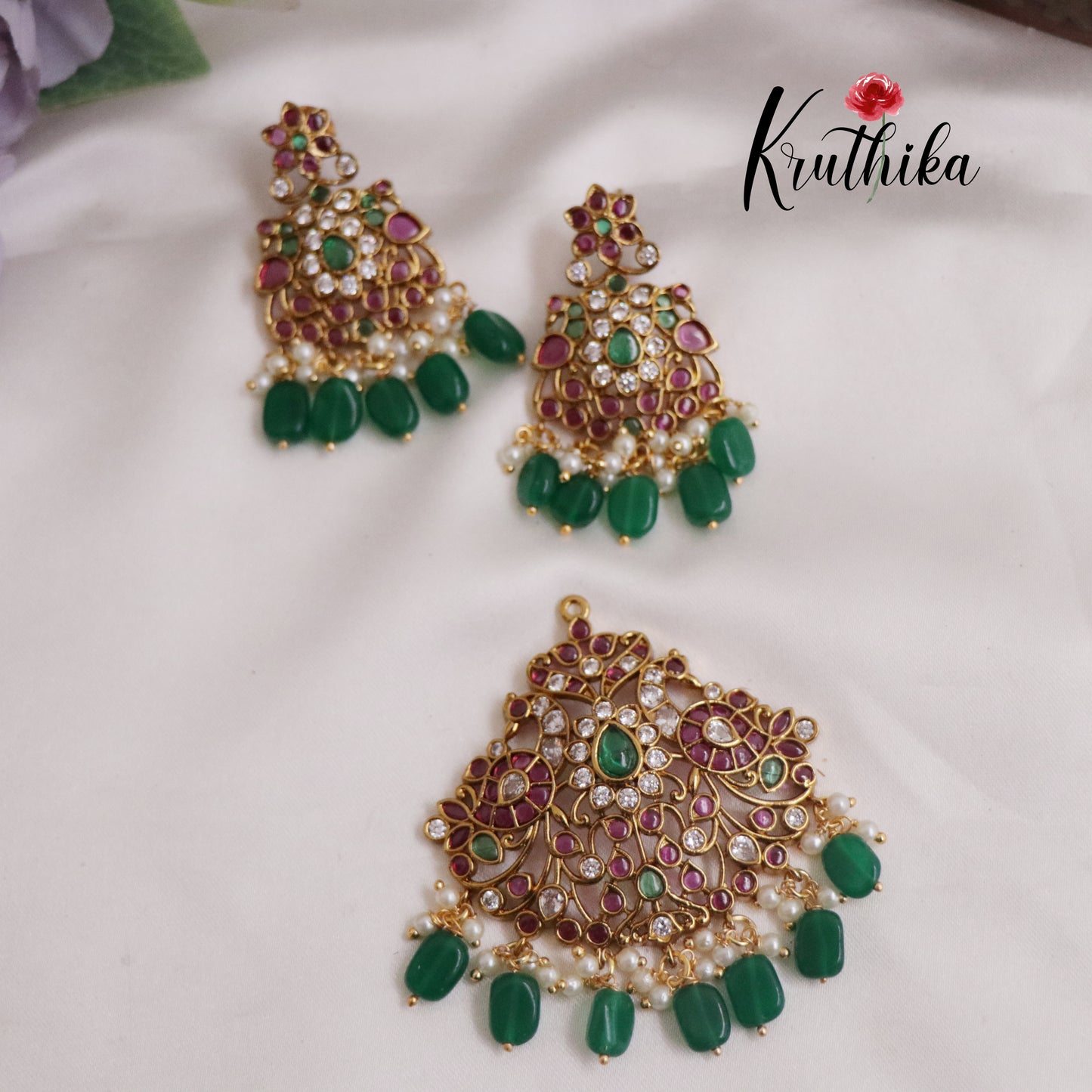 Classic Kemp Kasu Necklace with Detachable Pendant with Green Beads Drops NC2301
