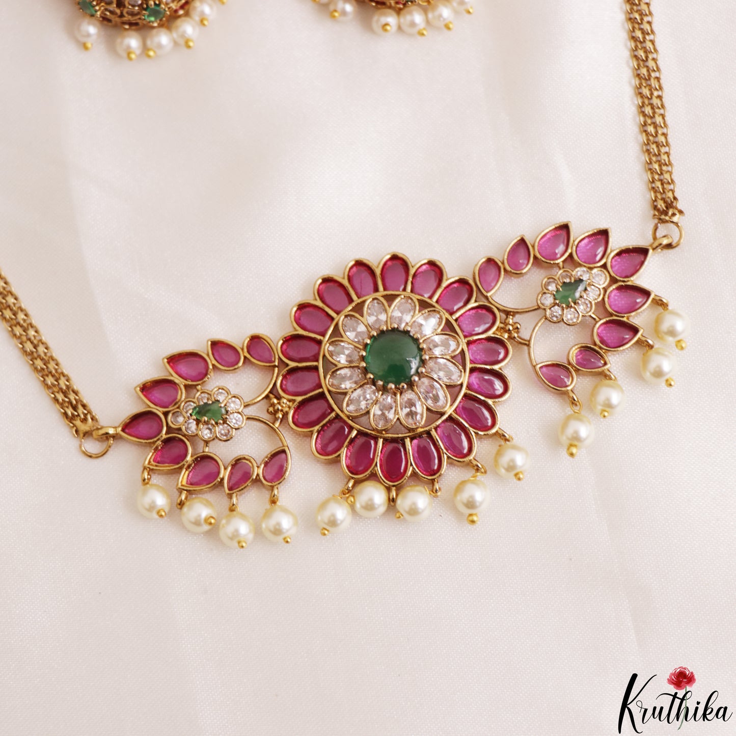 Pretty Floral Motifs Kemp Choker With Pearl Drops NC3195