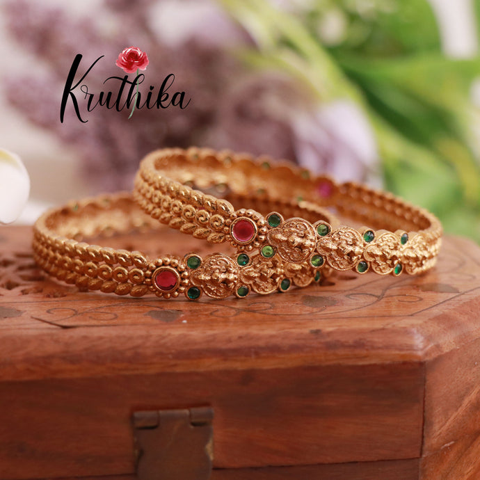 Simple Lakshmi bangles B125