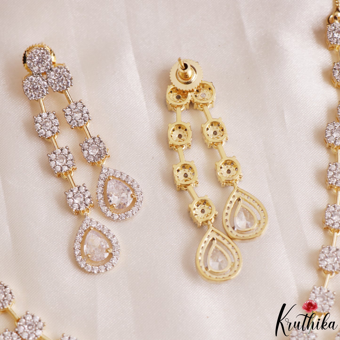 Stunning Floral Teardrop Motifs CZ Victorian Necklace NC3156 (Available In 2 Colors)