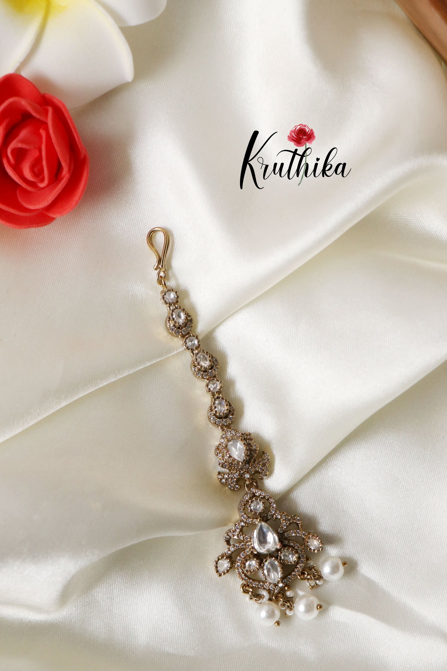 Simple Victorian Maang tikas MT156