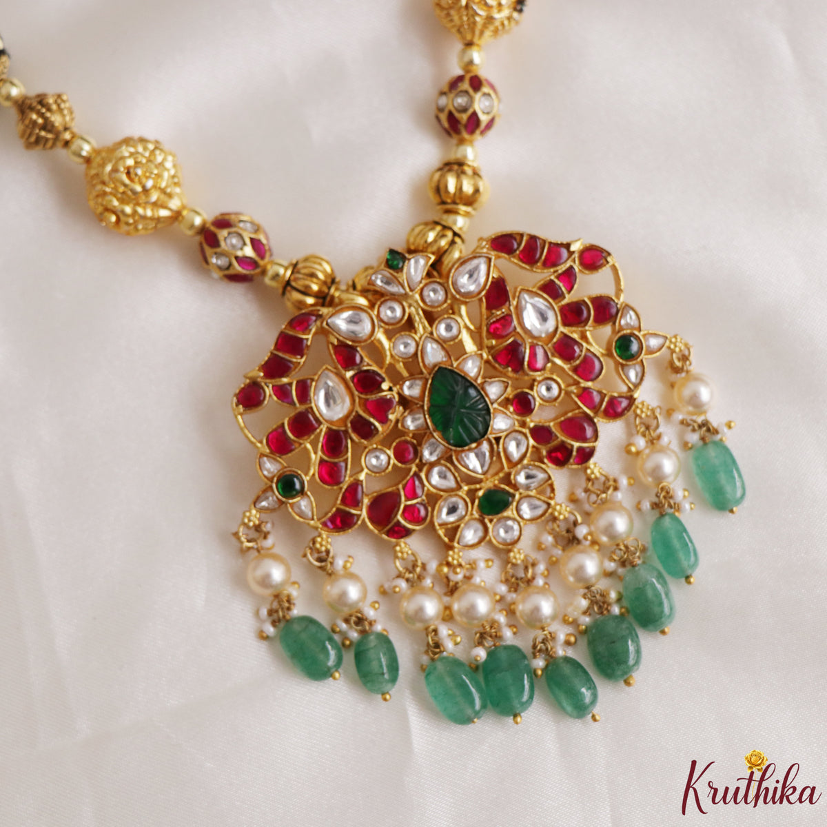 Classic Jadau Pendant Black Thread Necklace NC3323