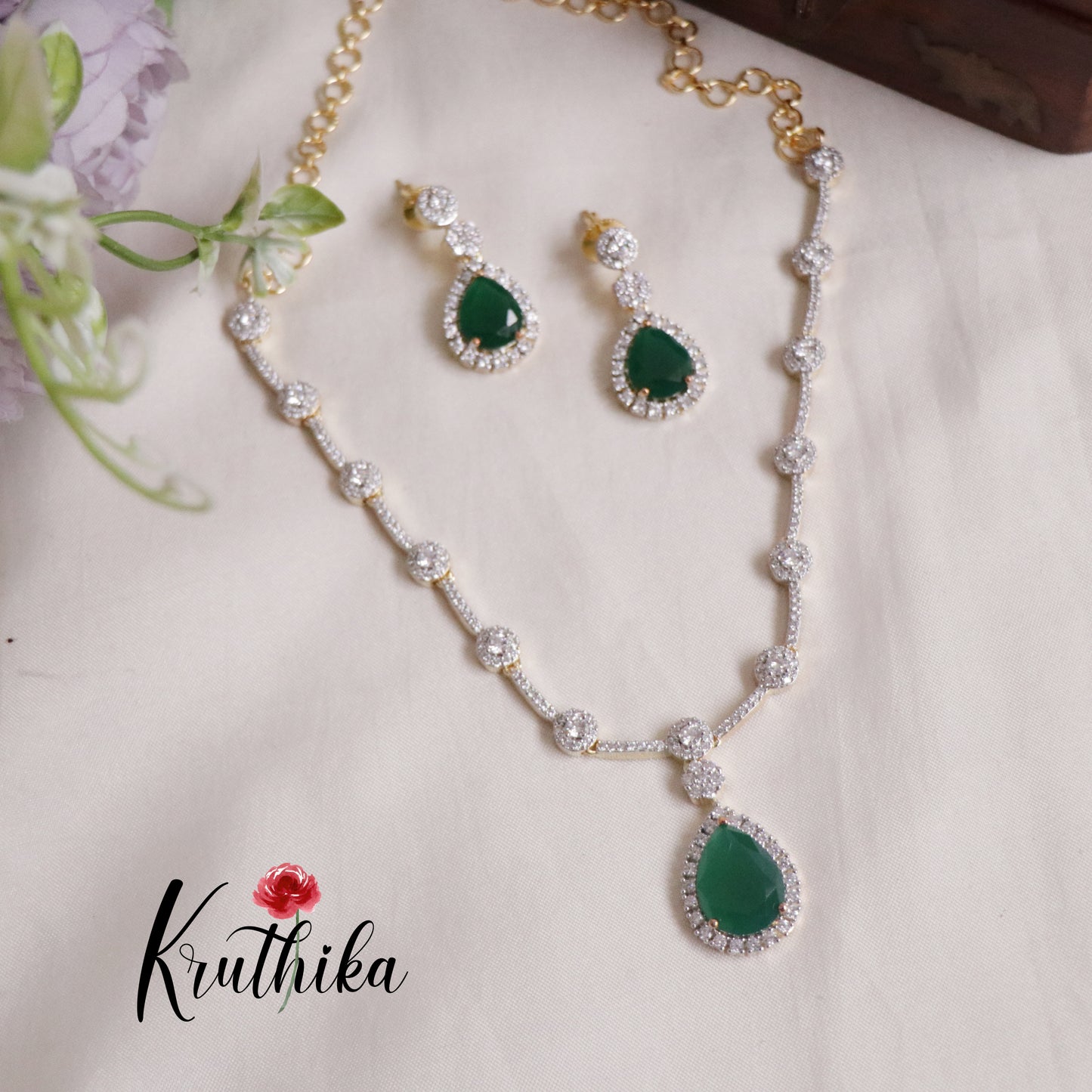 Elegance CZ Sparking Necklace with Pendant Drop NC2169