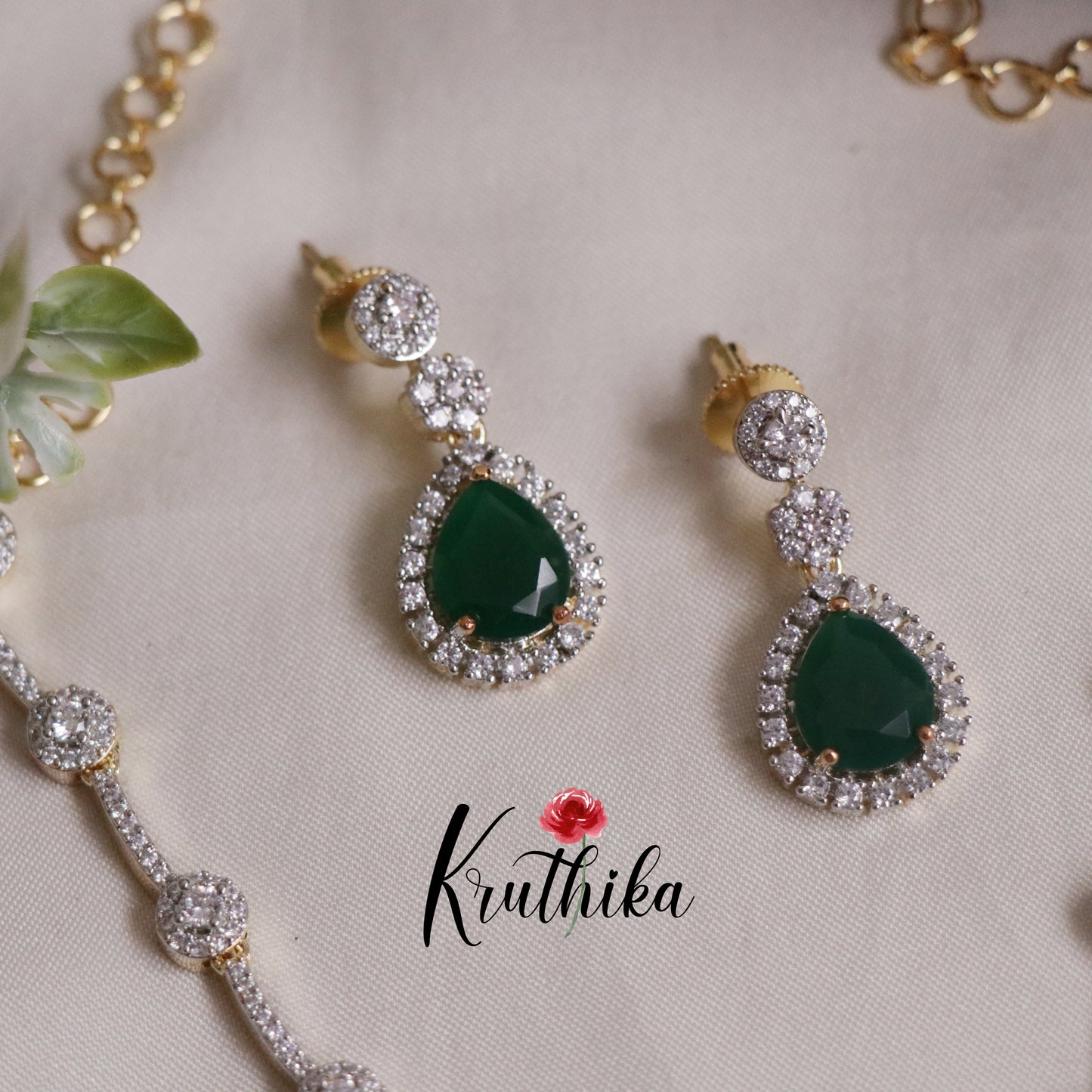 Elegance CZ Sparking Necklace with Pendant Drop NC2169