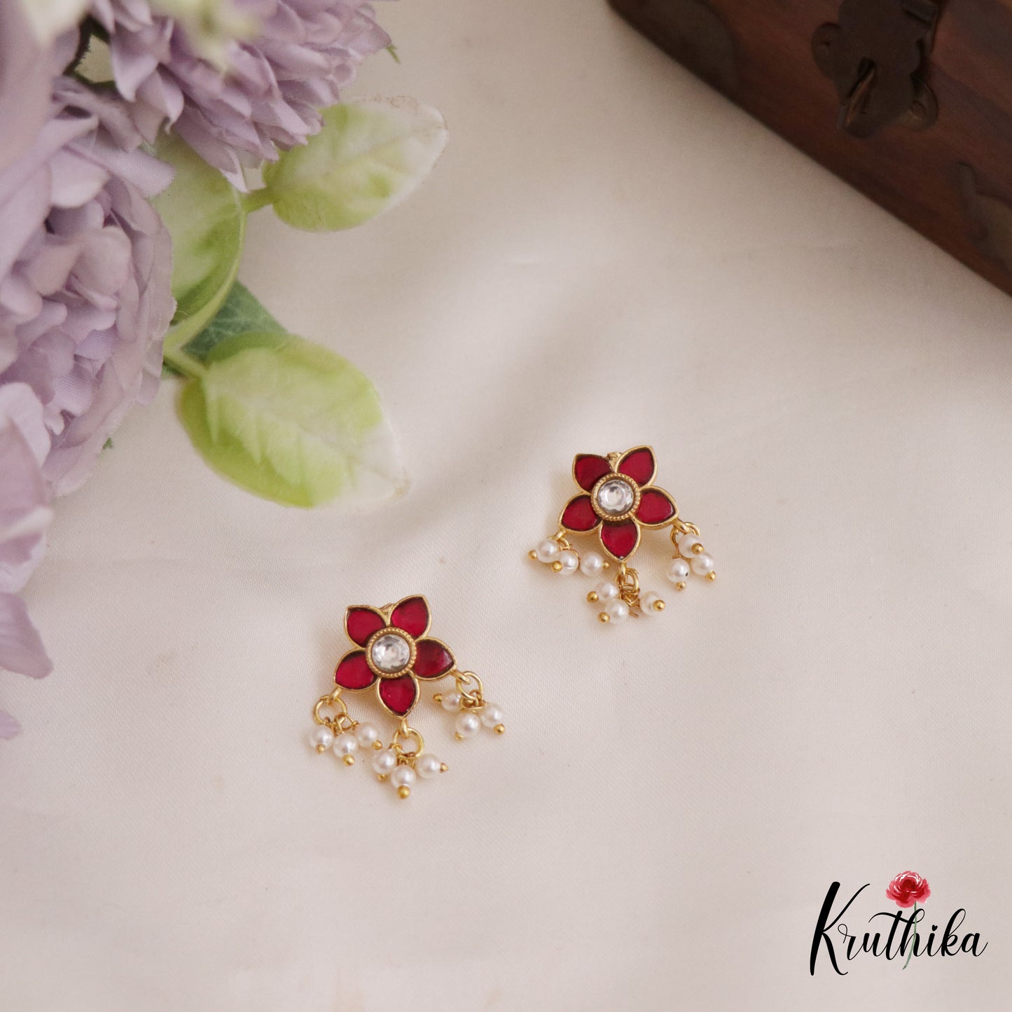 Simple Kemp Floral Motifs Earcuffs | Upper Earrings | Bugadi Earrings E1026 (Available In 3 Colors)