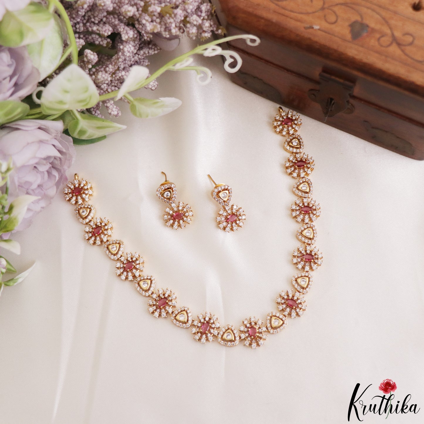 Trendy Floral Motifs CZ Victorian Choker NC3281 (Available In 2 Colors)