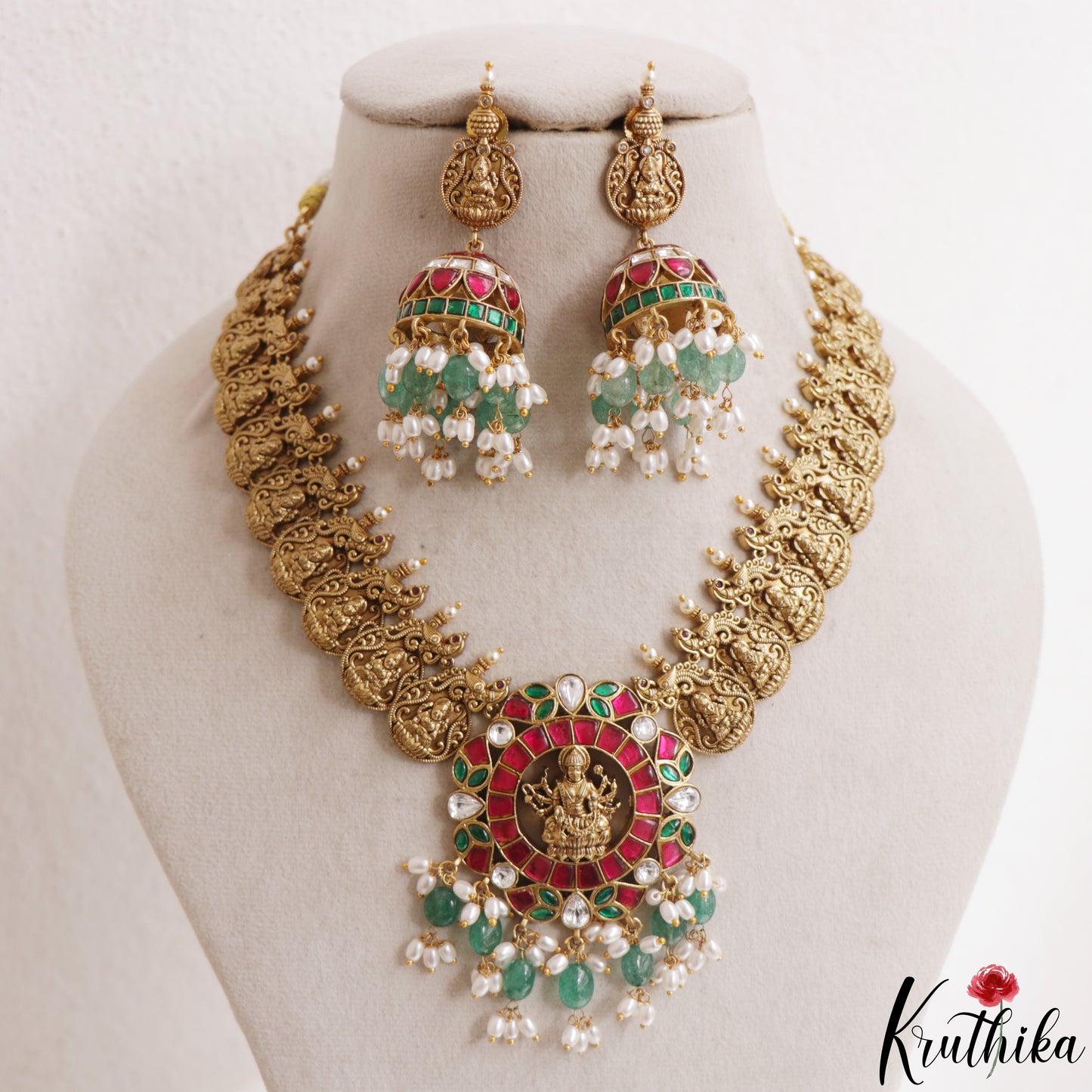Gorgeous Antique Nagas Peacock Motifs Lakshmi Kasu Necklace With Green Bead Drops NC3148