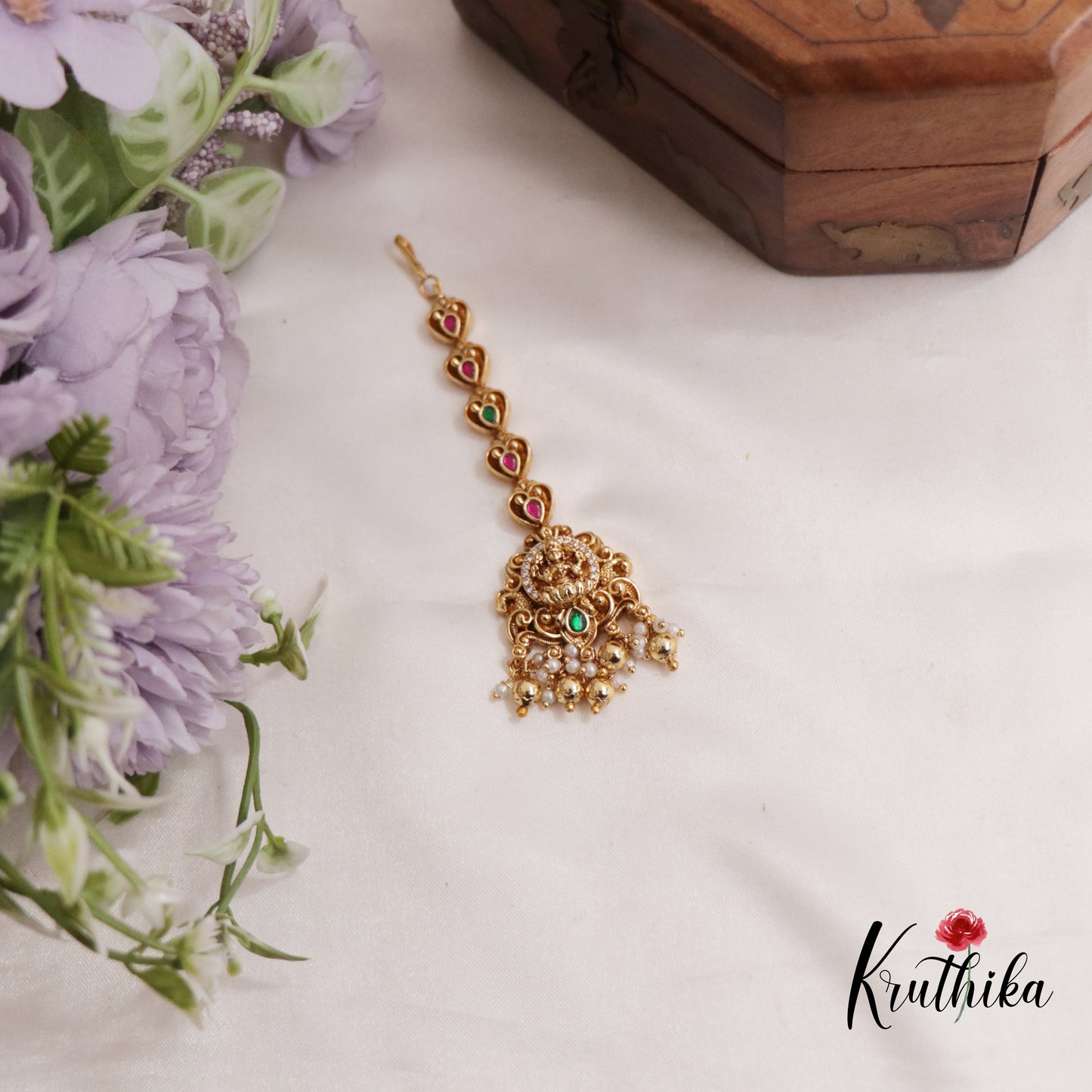 Beautiful Jadau Antique Lakshmi Maang Tikka With Pearl Drops MT293 (Available In 2 Colours)