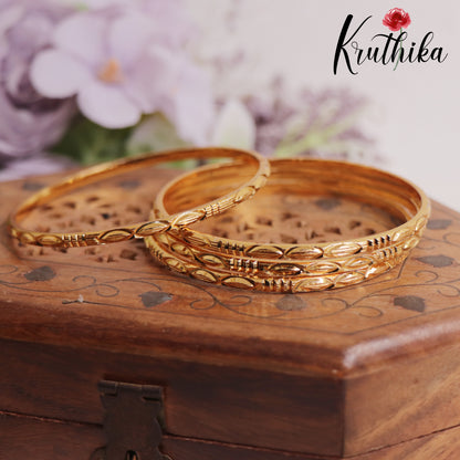 Simple Trendy Micro Plated Daily Wear Bangles B354 (Set of 4 Bangles)
