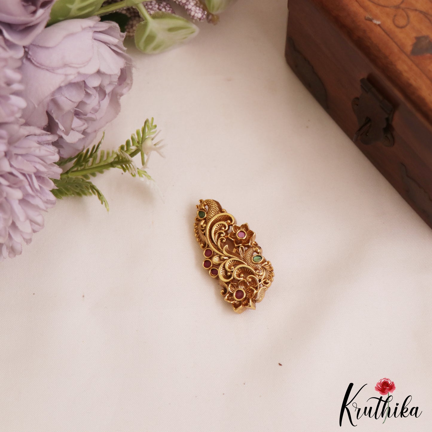 Stunning Antique Floral Peacock Motifs Saree Pin SP57